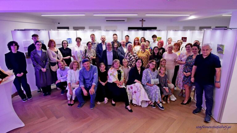 FOTORELACJA – Wernisaż Wystawy Smorgoński Szalik
